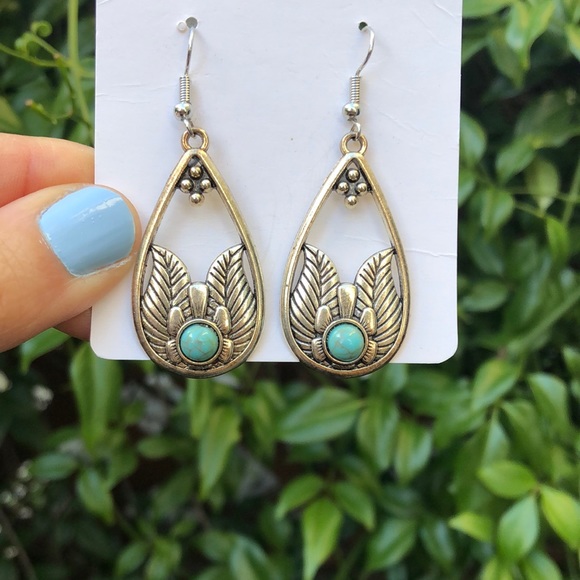 Jewelry - Turquoise Boho Drop Earrings